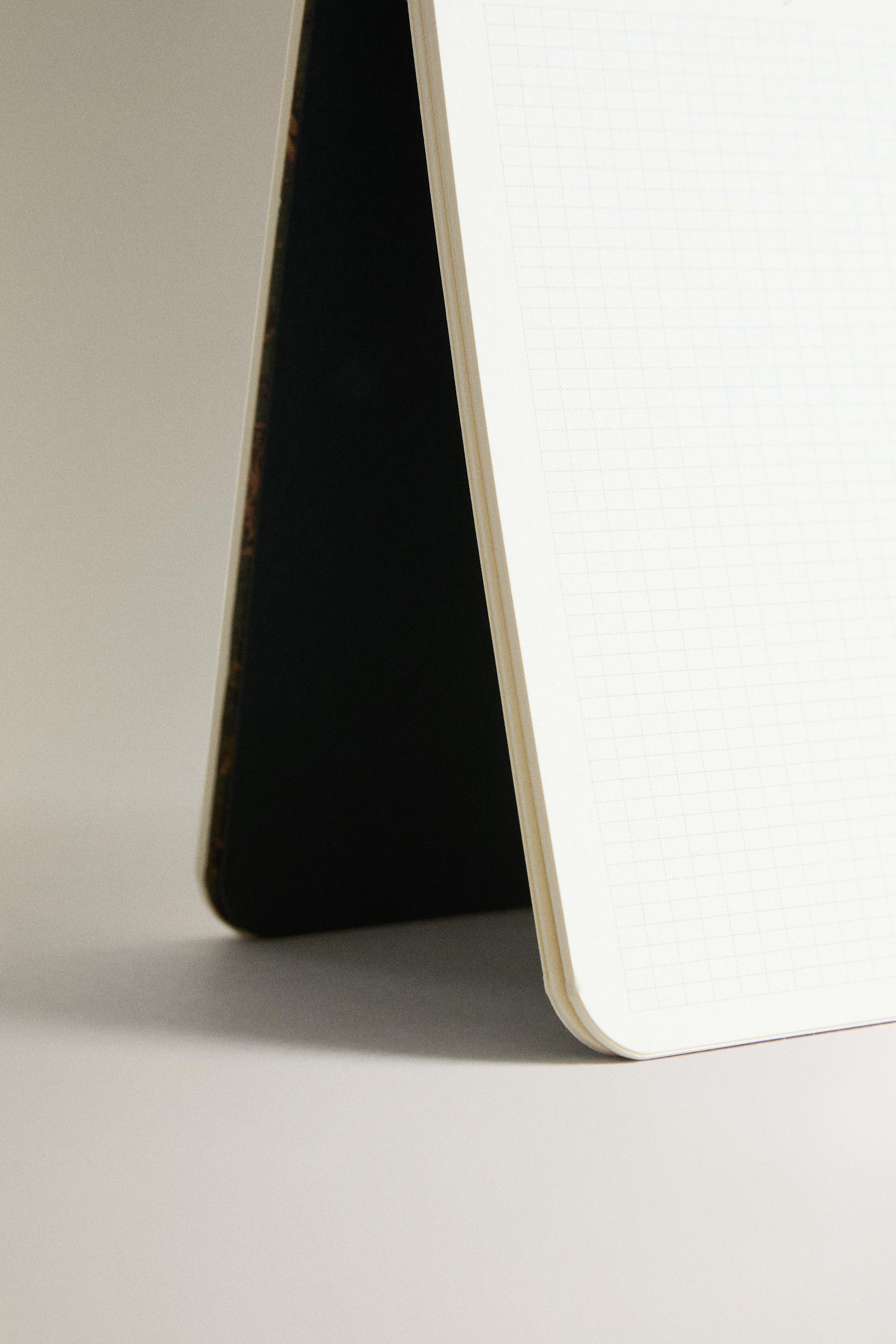 SPIRAL WEEKLY PLANNER